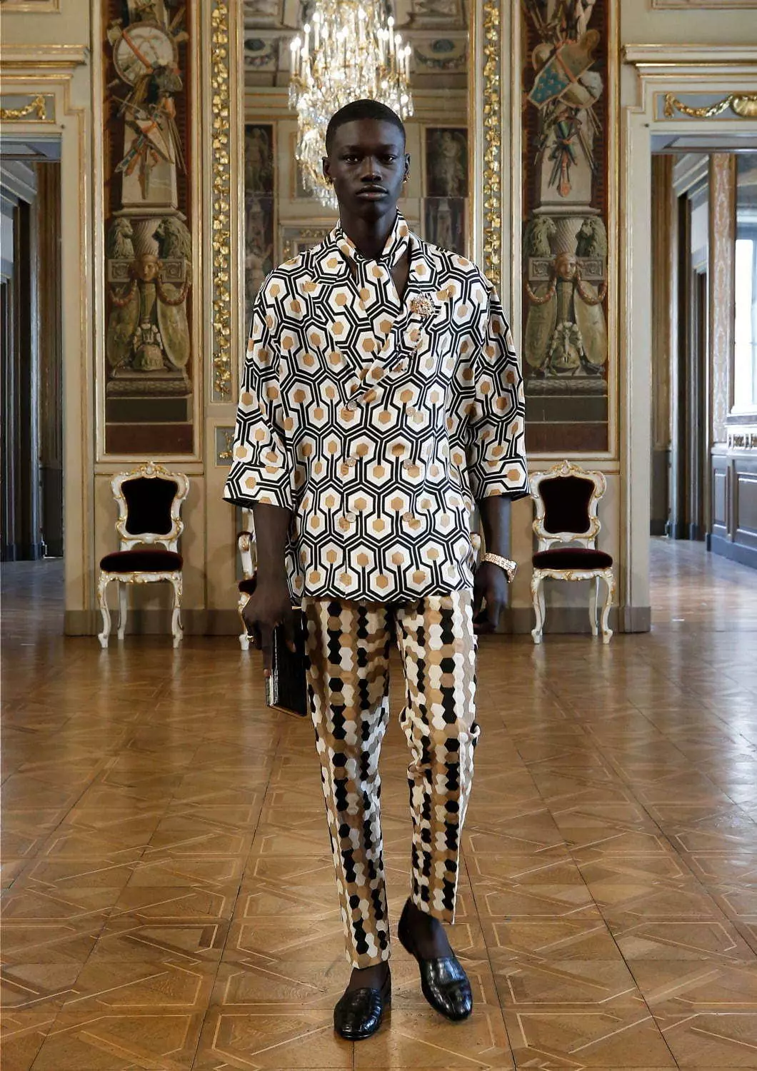 Mkusanyiko wa Nguo za Kiume za Dolce na Gabbana Alta Sartoria Julai 2020 53602_30