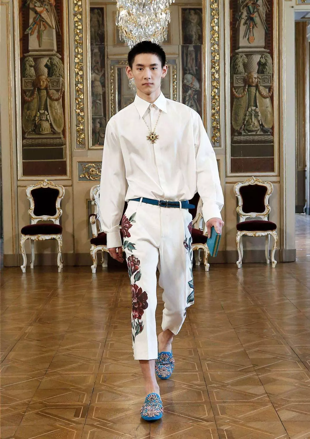 „Dolce & Gabbana Alta Sartoria“ vyriškų drabužių kolekcija, 2020 m. liepos mėn 53602_31