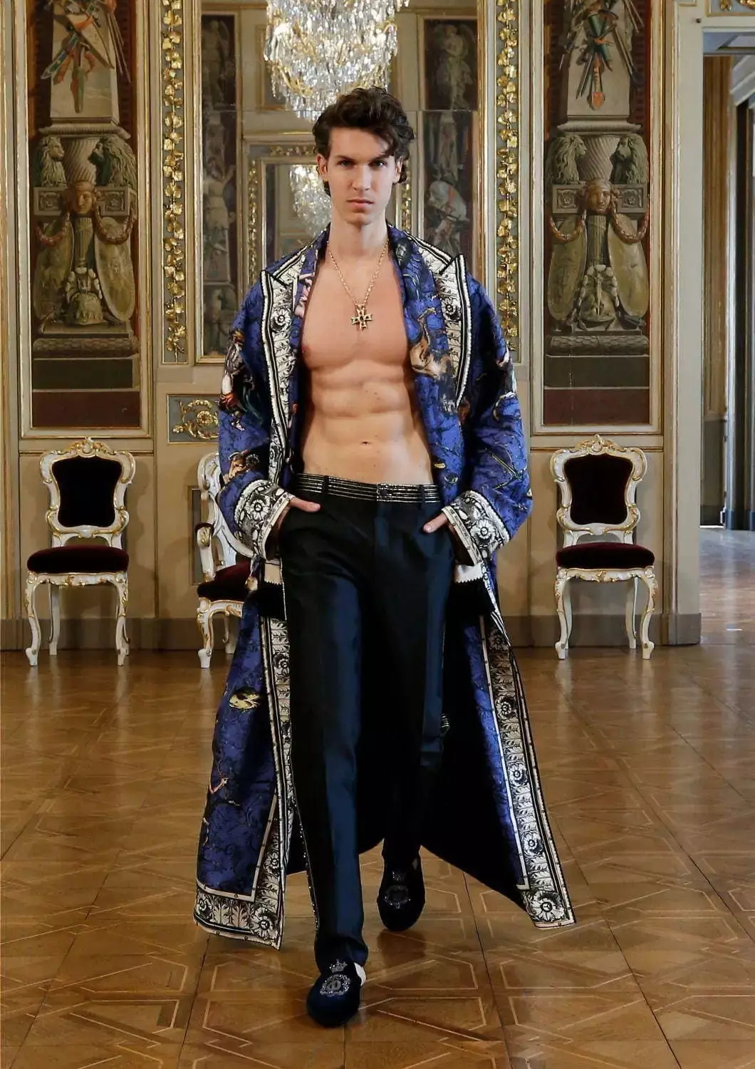 „Dolce & Gabbana Alta Sartoria“ vyriškų drabužių kolekcija, 2020 m. liepos mėn 53602_38