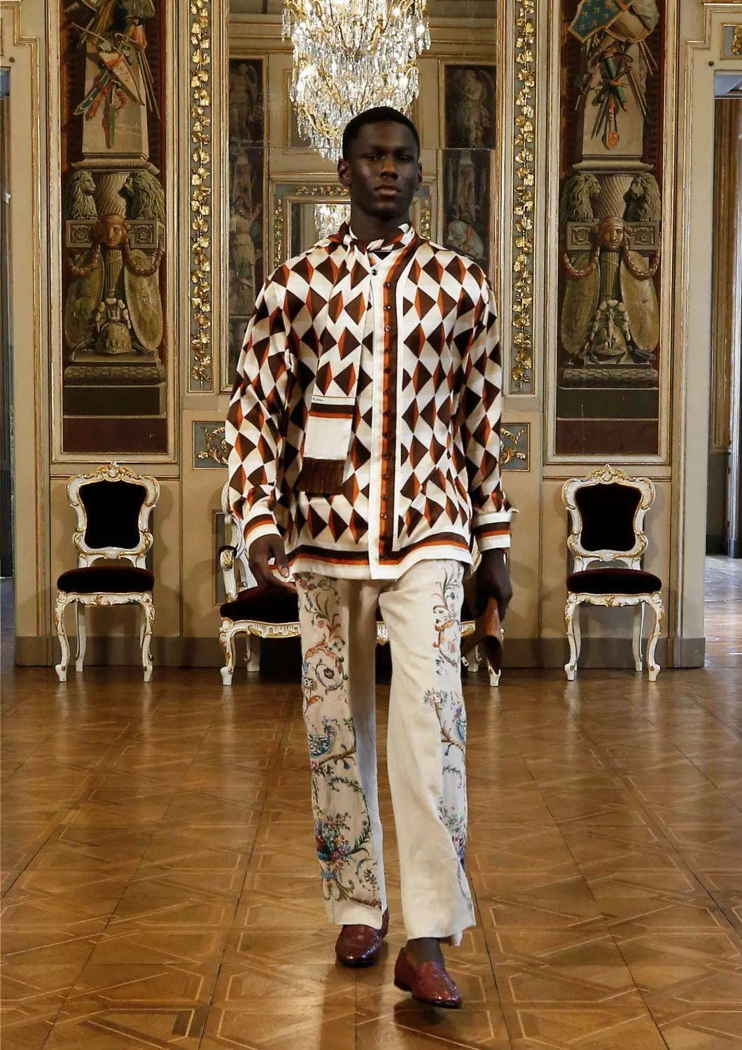 IDolce kunye neGabbana Alta Sartoria Ukuqokelelwa kweempahla zamadoda ngoJulayi 2020 53602_44