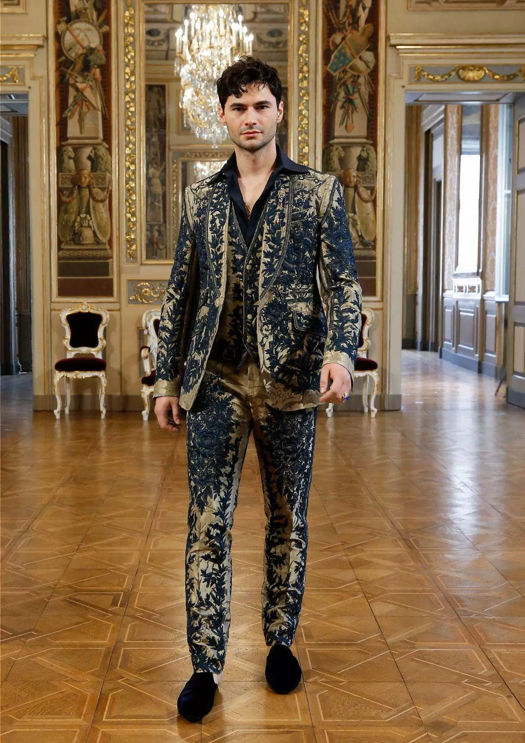 „Dolce & Gabbana Alta Sartoria“ vyriškų drabužių kolekcija, 2020 m. liepos mėn 53602_47