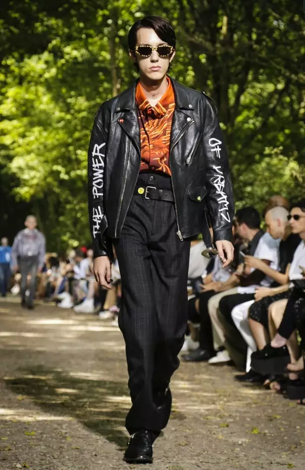 BALENCIAGA MENSWEAR SPRING HLOBO 2018 PARIS1