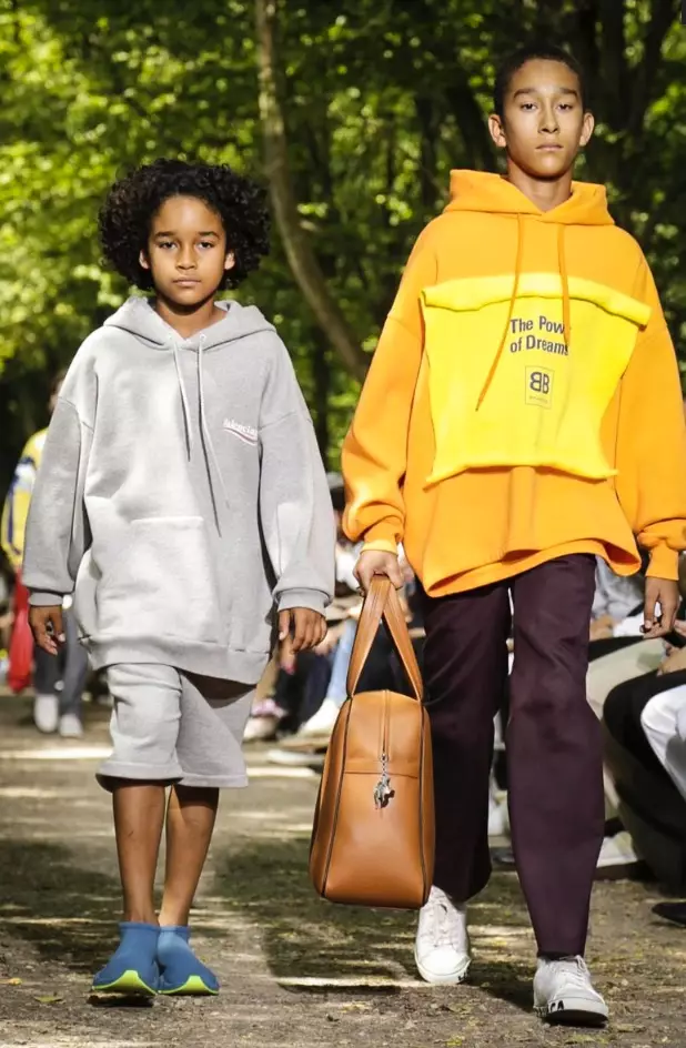 BALENCIAGA HOMBRE PRIMAVERA VERÁN 2018 PARÍS11