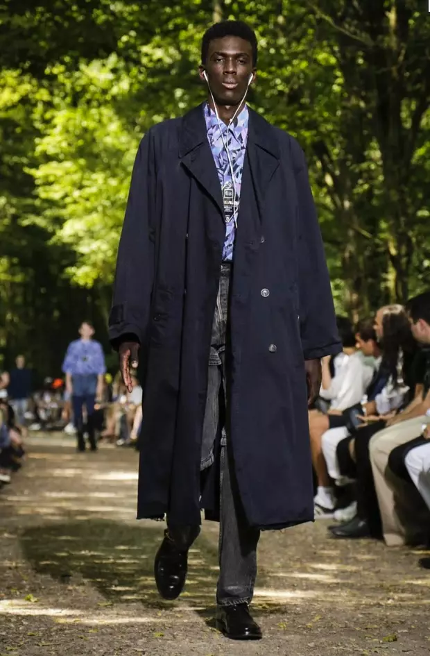 BALENCIAGA MENSWEAR SPRING SUMMER 2018 PARIS29