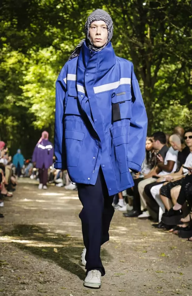 BALENCIAGA MENSWEAR פרילינג זומער 2018 פּאַריז3