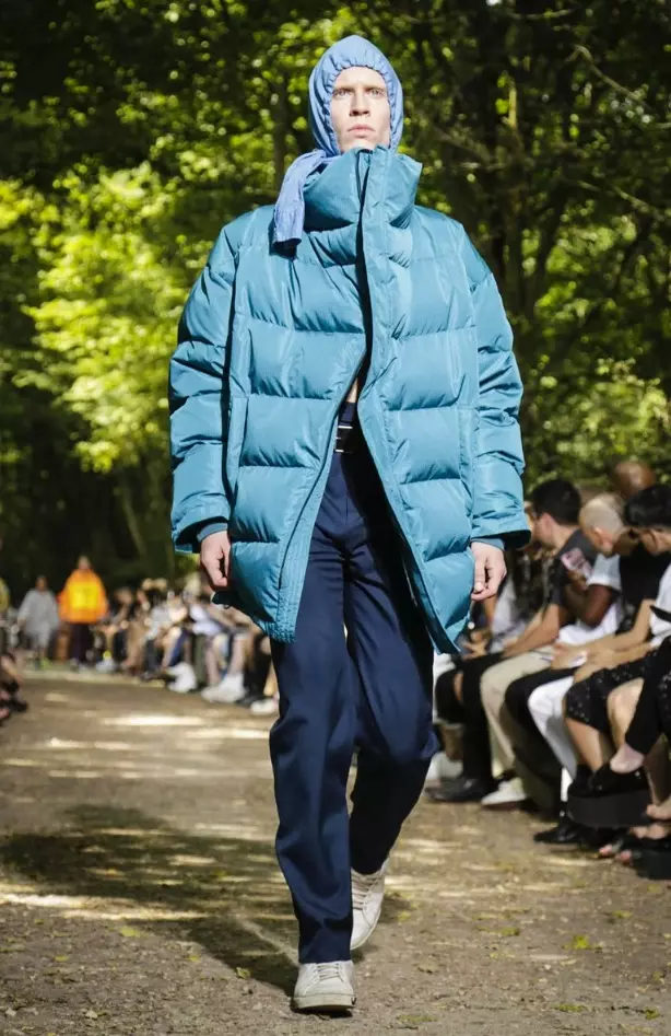 BALENCIAGA MENSWEAR SPRING SUMMER 2018 PARIS5