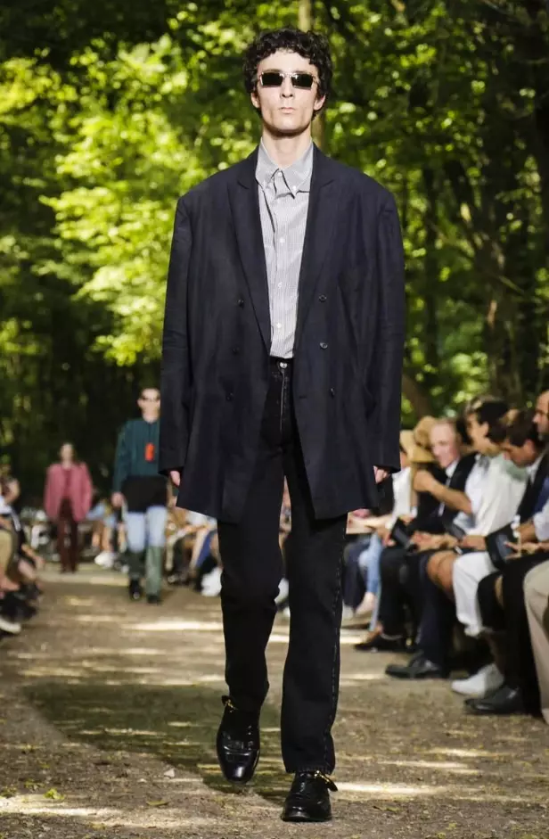 “BALENCIAGA MENSWEAR SPRING SUMMER 2018 PARIS53”