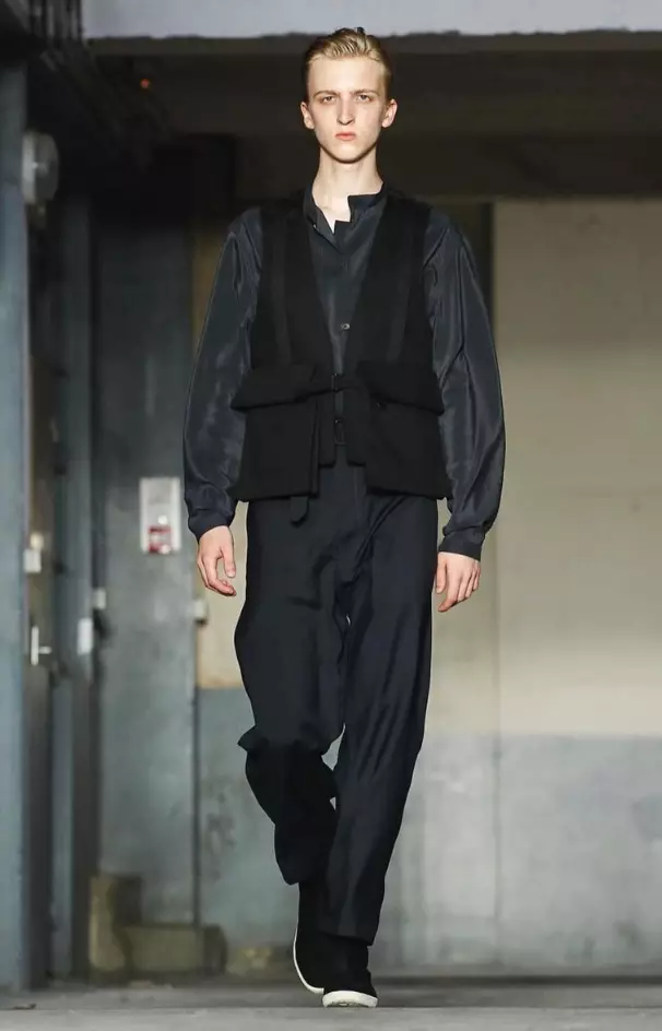 LEMAIRE MENSWEAR SPRING SUMMER 2018 PARIS1