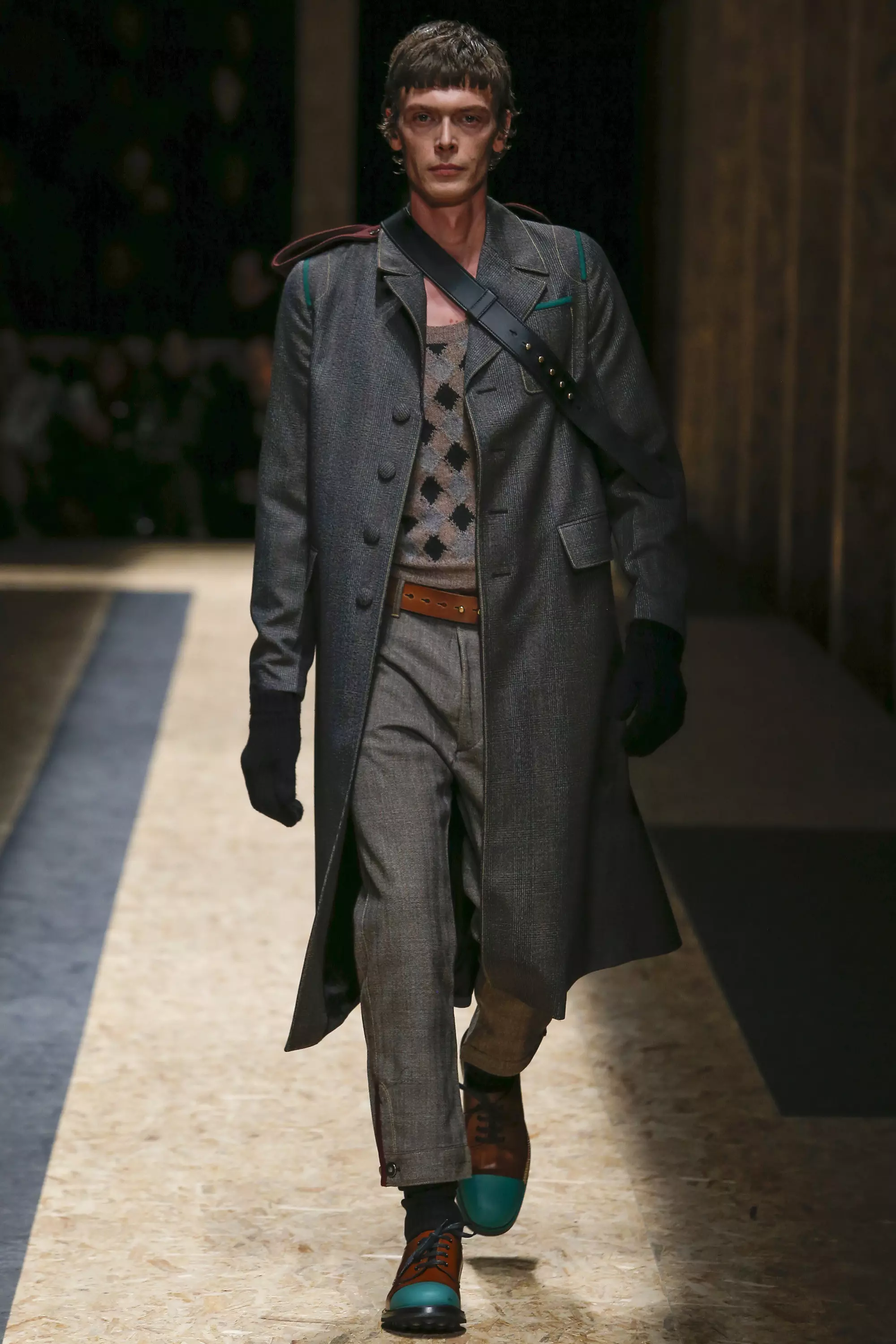 Prada FW 16 Mailand (14)