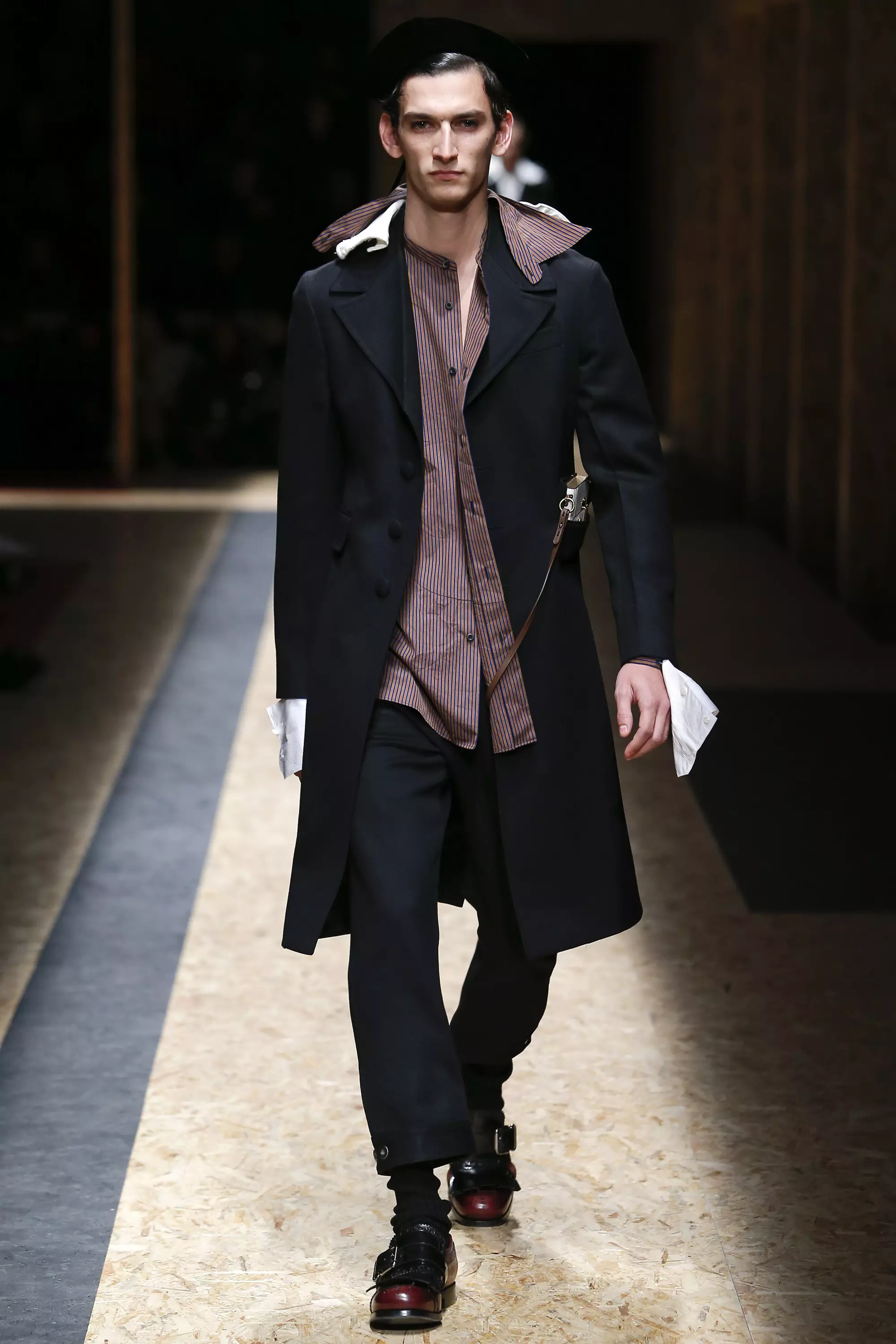 Prada FW 16 Milán (21)