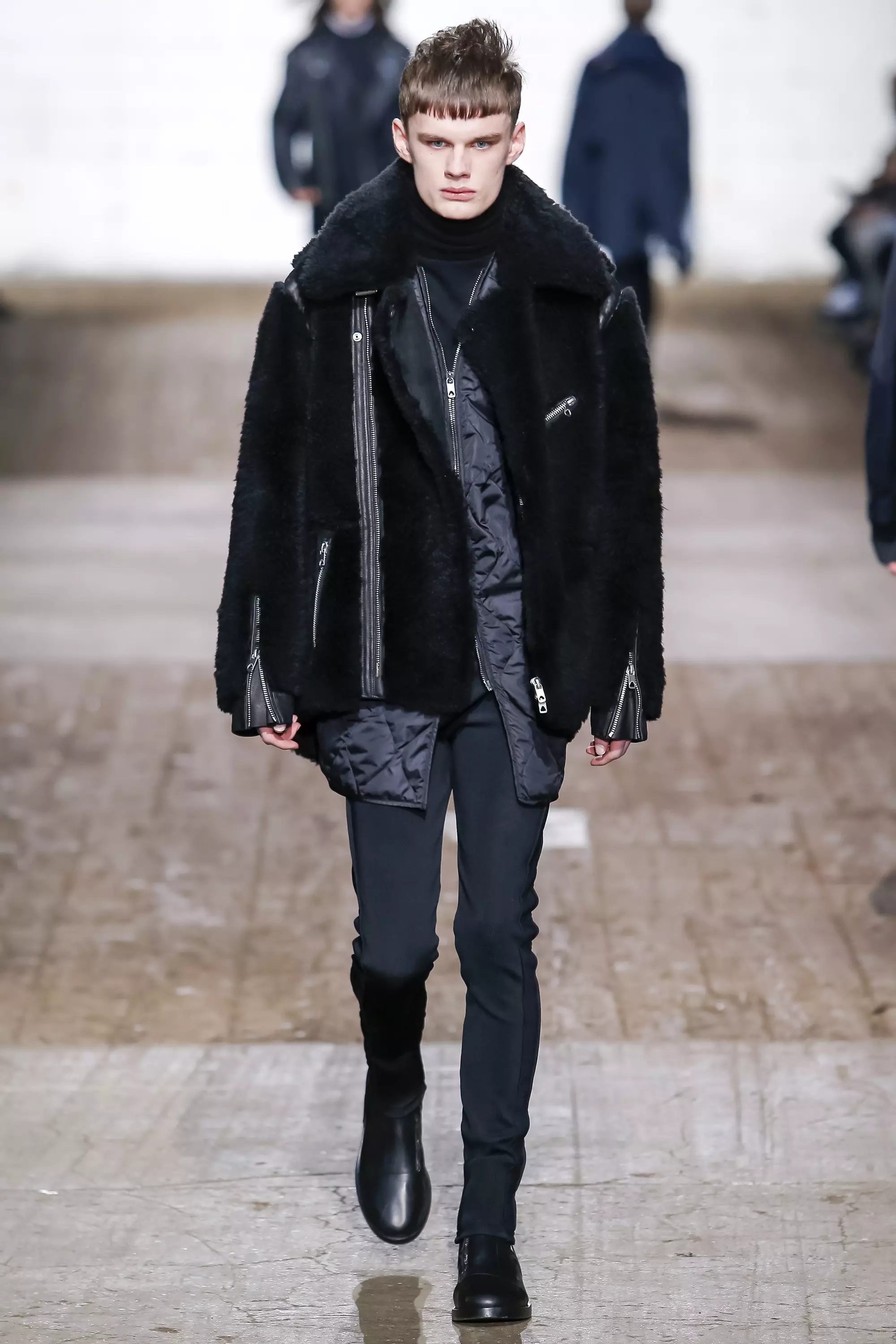 Diesel Zahabu Yumukara FW 16 Milan (30)