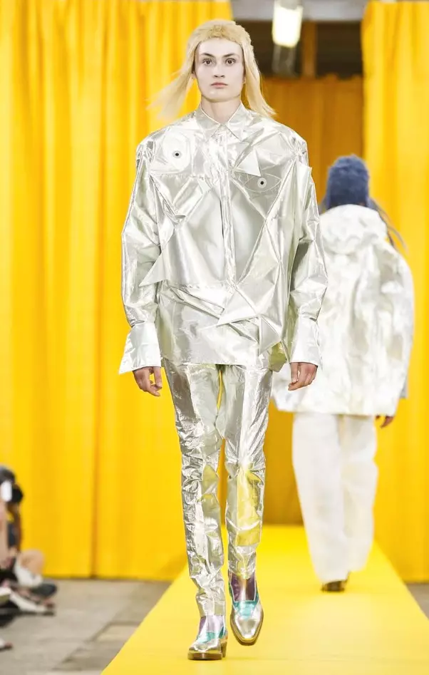 WALTER VAN BEIRENDONCK UOMO PRIMAVERA ESTATE 2018 PARIS29