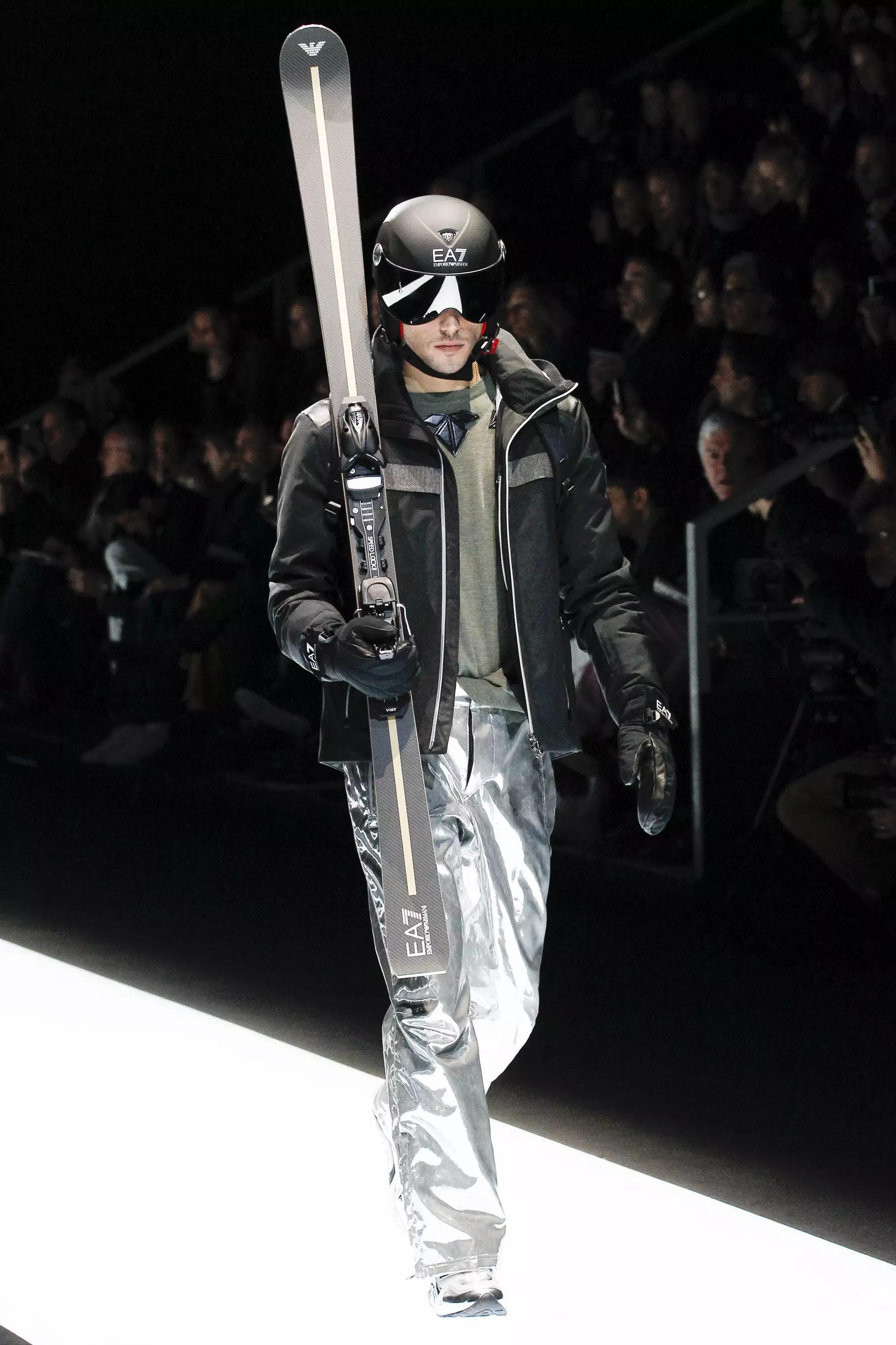 Emporio Armani FW 16 Milán (1)