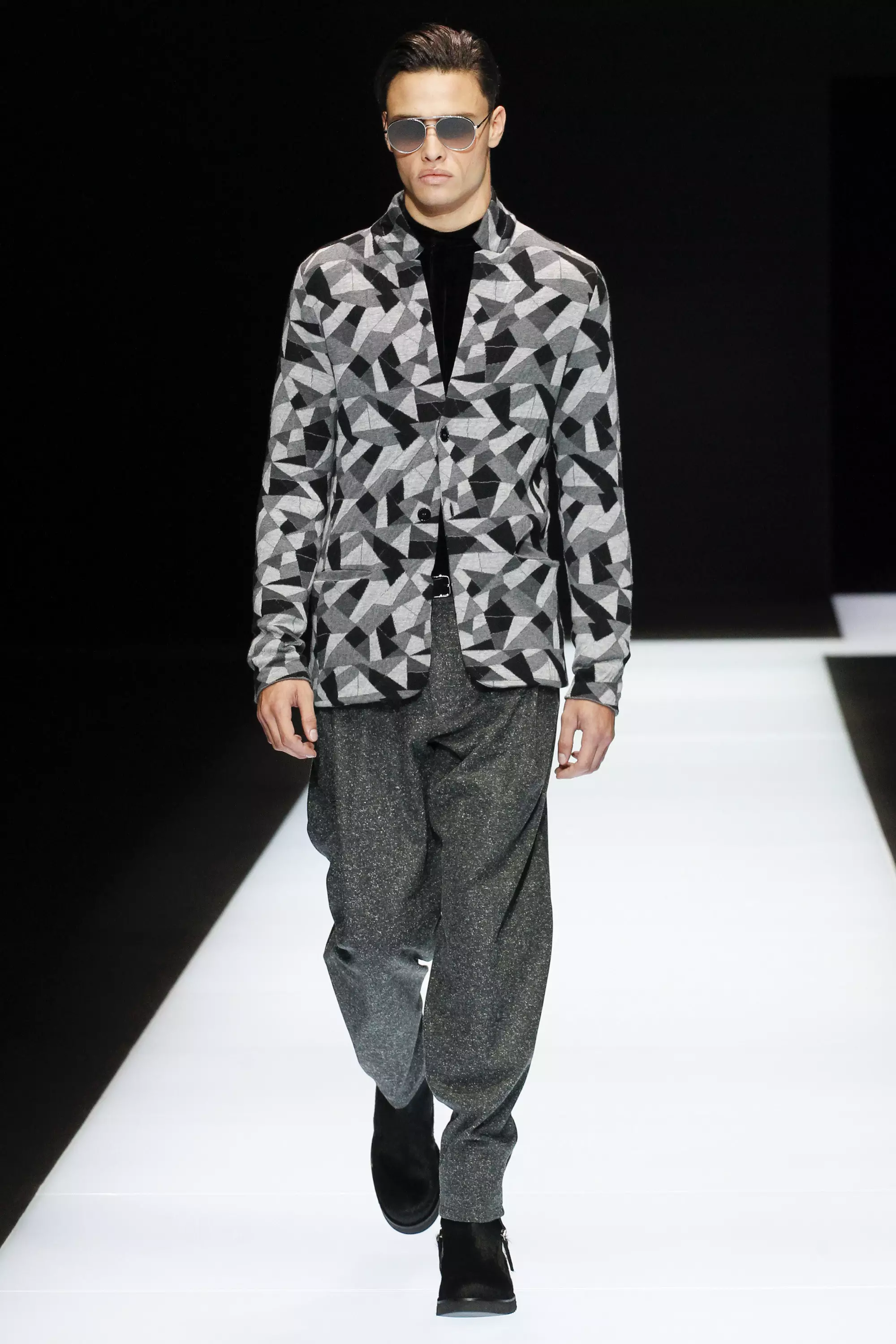 Emporio Armani FW 16 میلان (18)