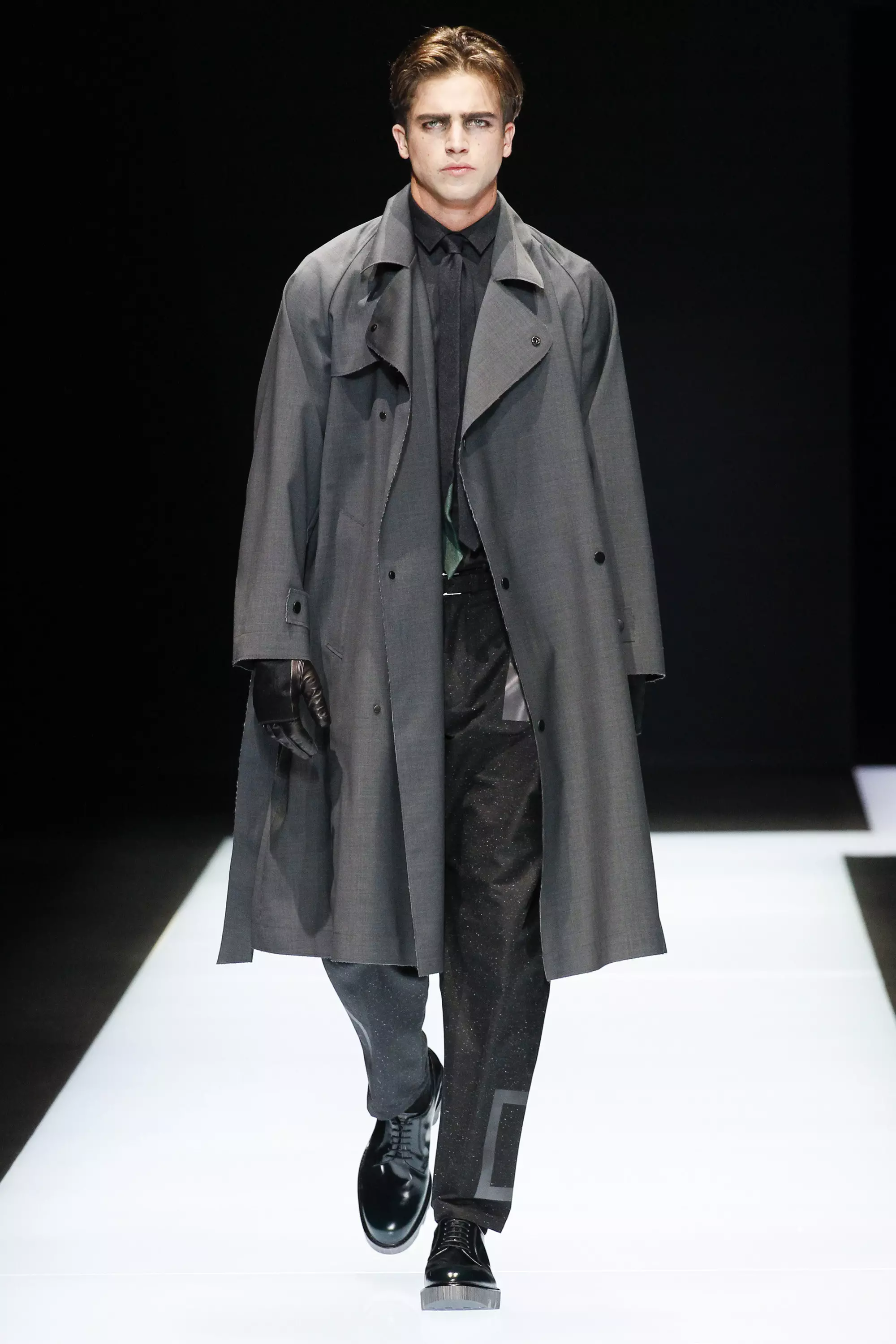 Emporio Armani FW 16 Milán (32)