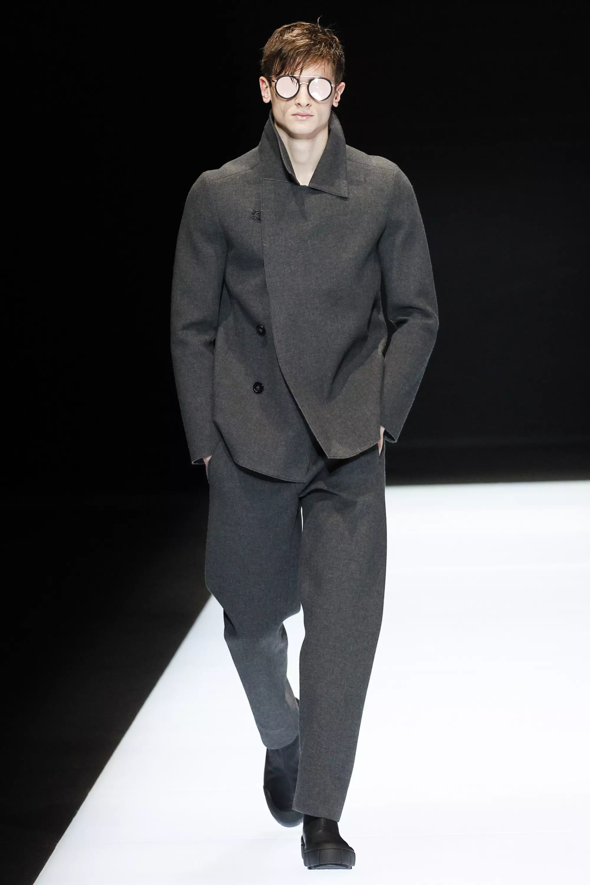 Emporio Armani FW 16 Milán (39)