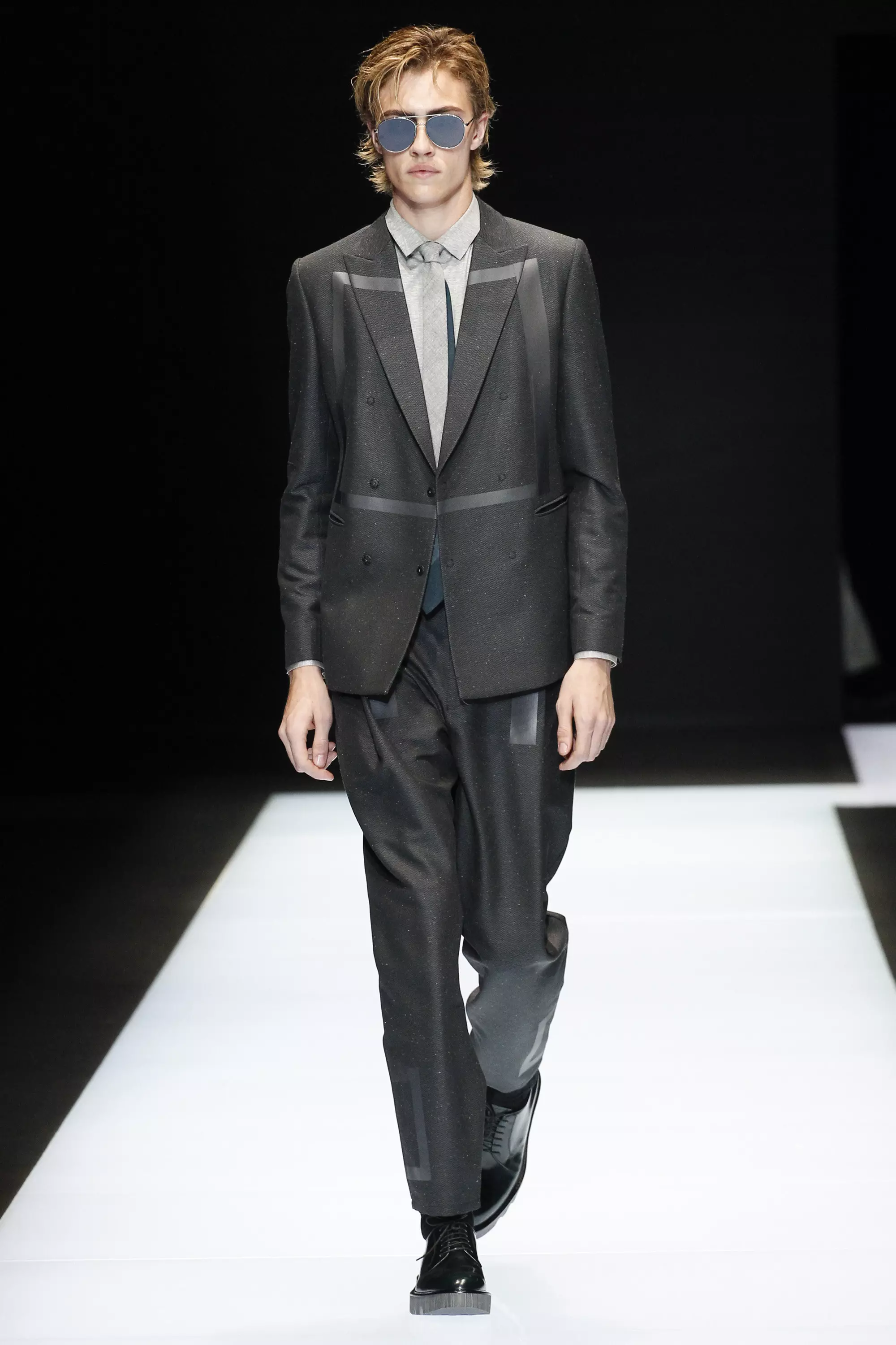 Emporio Armani FW 16 Milán (34)