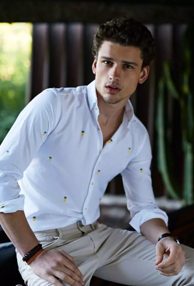 www.massimodutti.com இல் ஆண்கள் சேகரிப்பைக் கண்டறியவும்