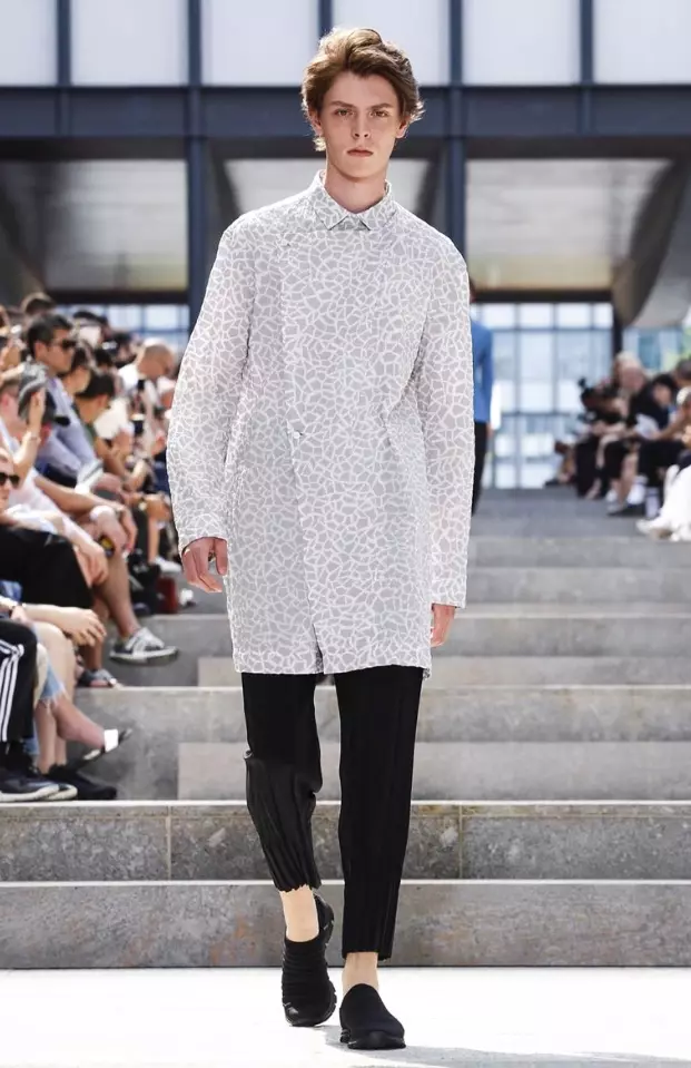 ISSEY MIYAKE MEN MENSWEAR SPRING SUMMER 2018 PARIS11