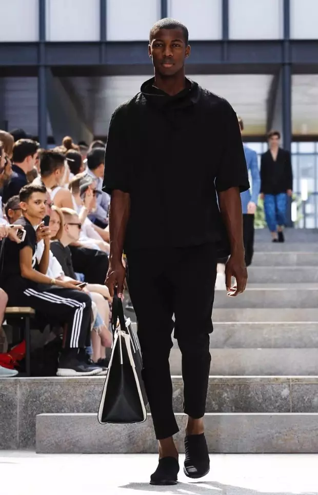 ISSEY MIYAKE HOMME HOMME PRINTEMPS ÉTÉ 2018 PARIS12