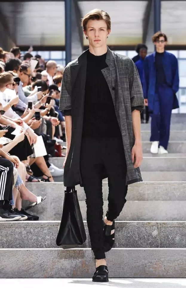 ISSEY MIYAKE MEN גברים אביב קיץ 2018 פריז19