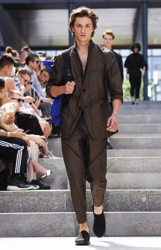 ISSEY MIYAKE MENSWEAR SPRING SUMMER 2018 PARIS34