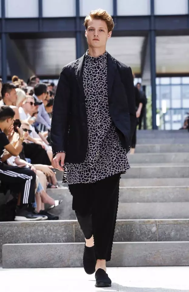 ISSEY MIYAKE MENSWEAR SPRING SUMMER 2018 PARIS38