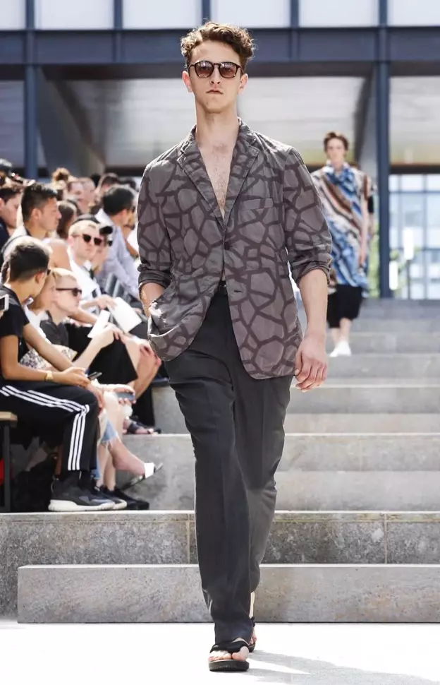 ISSEY MIYAKE MENSWEAR MENSWEAR SPRING SUMMER 2018 PARIS52