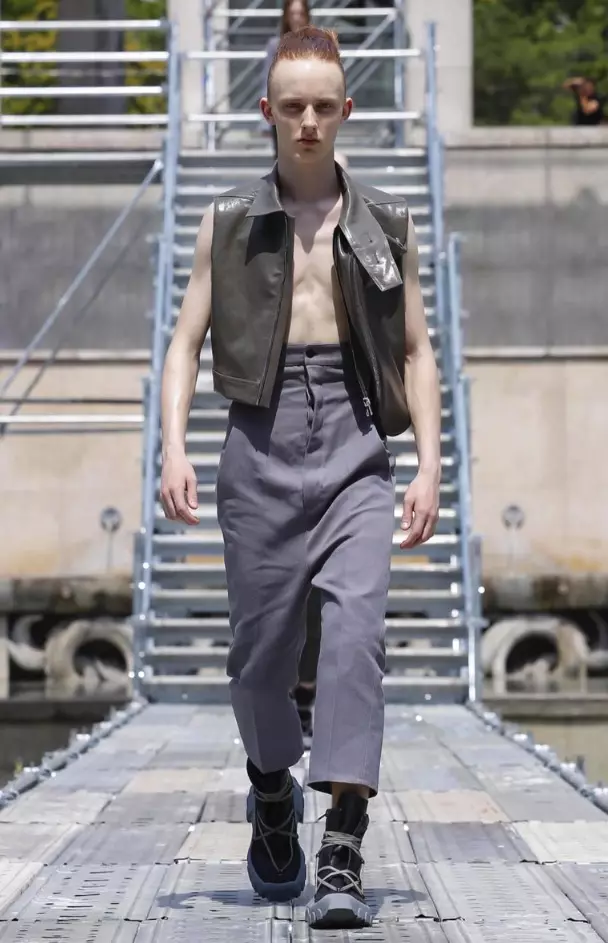 RICK OWENS HERRKLÄDER VÅR SOMMAR 2018 PARIS30