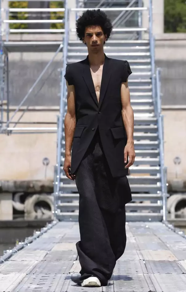 RICK OWENS ABBIGLIAMENTO UOMO PRIMAVERA ESTATE 2018 PARIS32