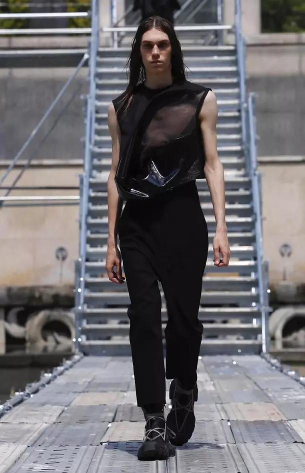 RICK OWENS FÉRFI RUHA 2018. TAVASZI NYÁR PÁRIS37