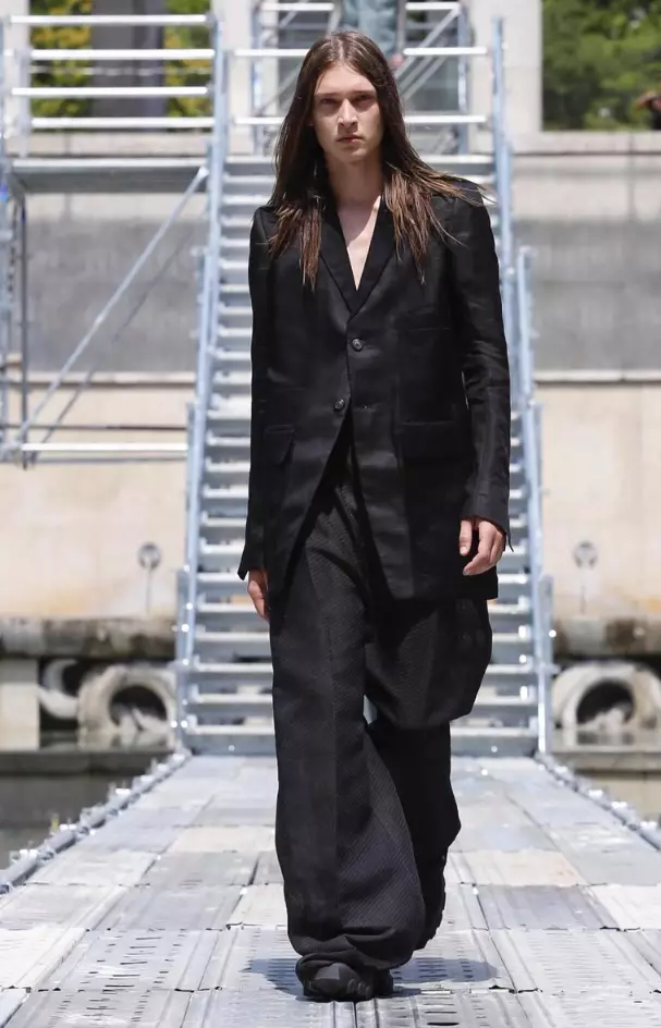 RICK OWENS HERRKLÄDER VÅR SOMMAR 2018 PARIS8