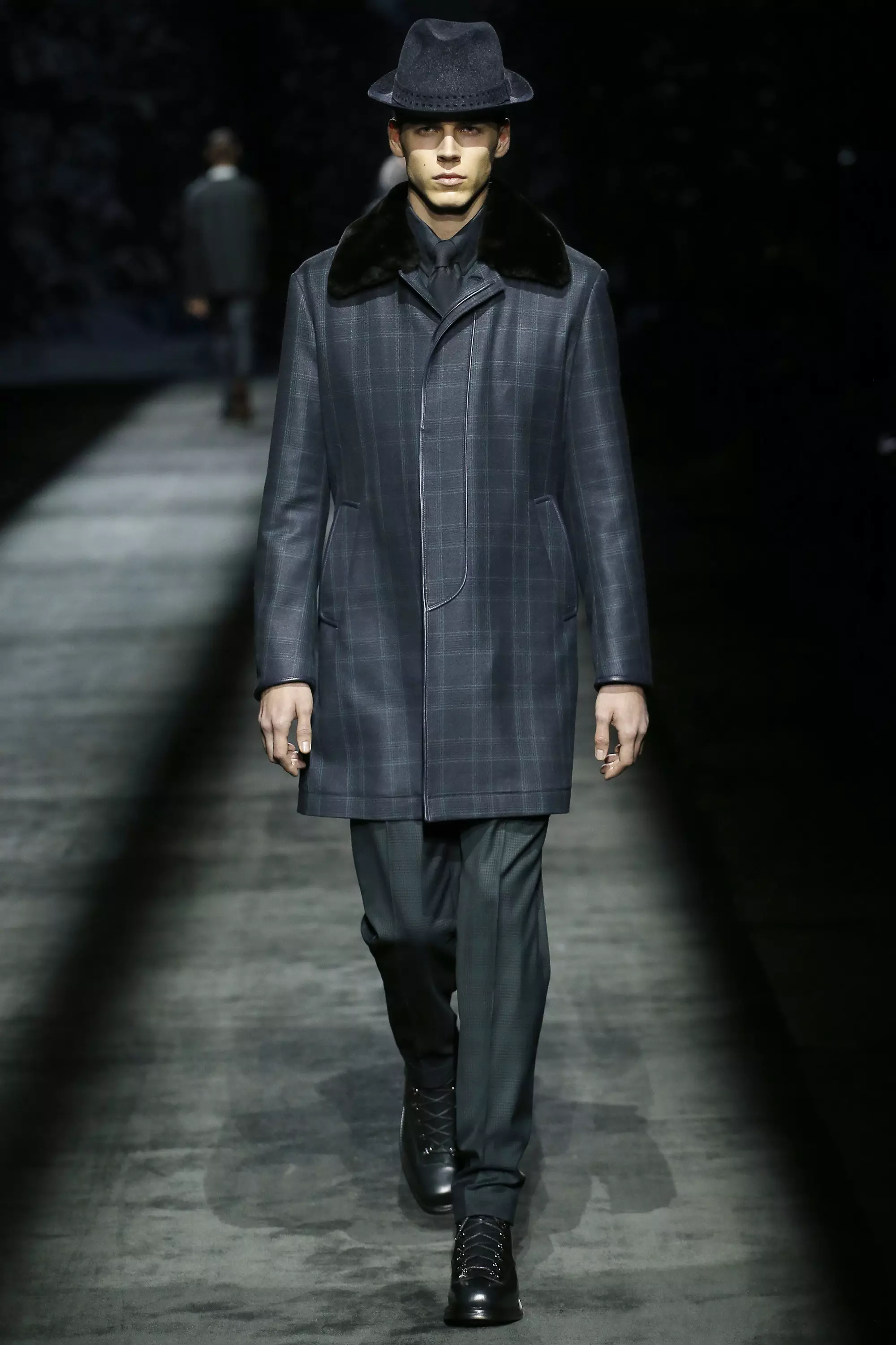 Brioni FW 16 Милано (12)