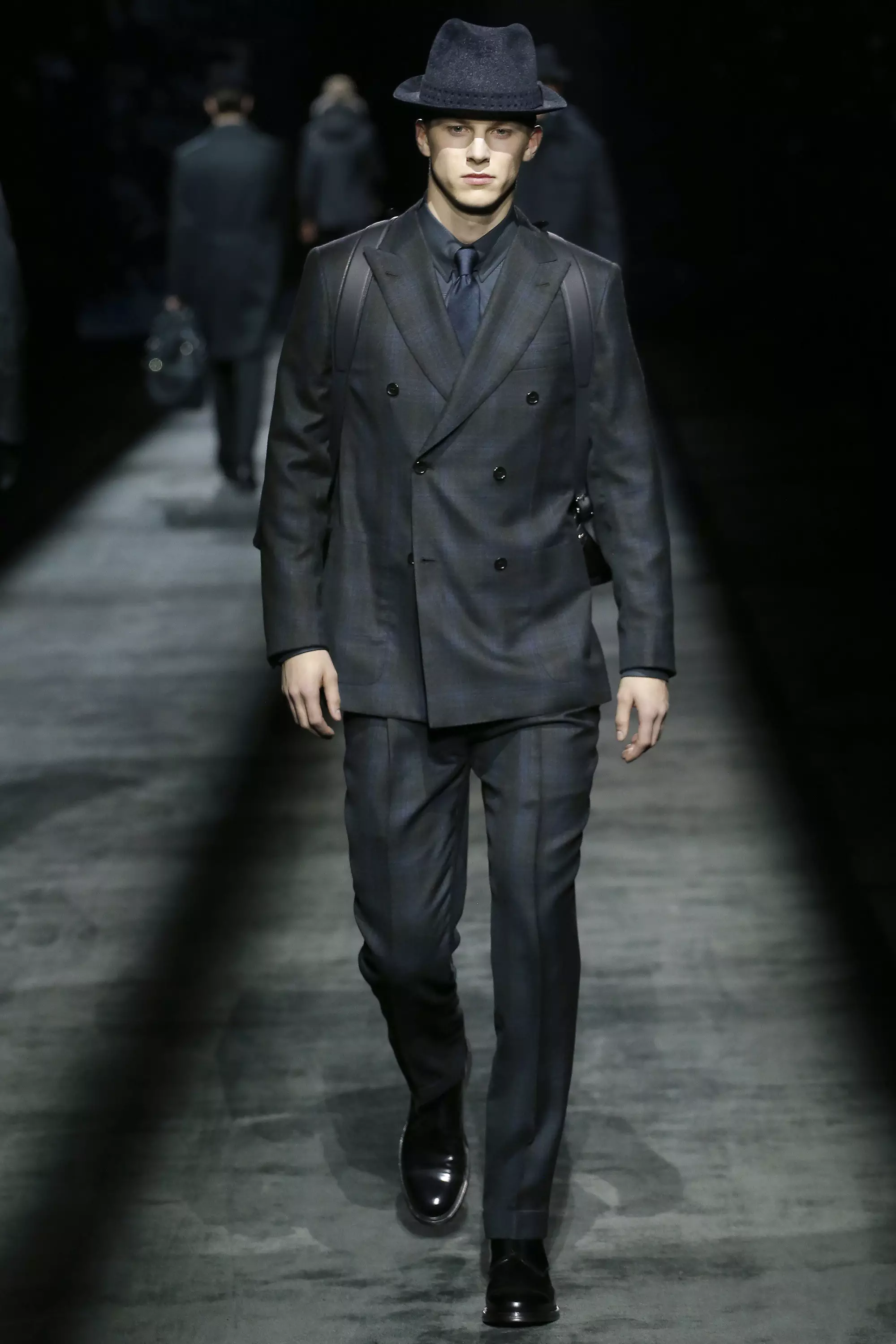 Brioni FW 16 Milão (16)