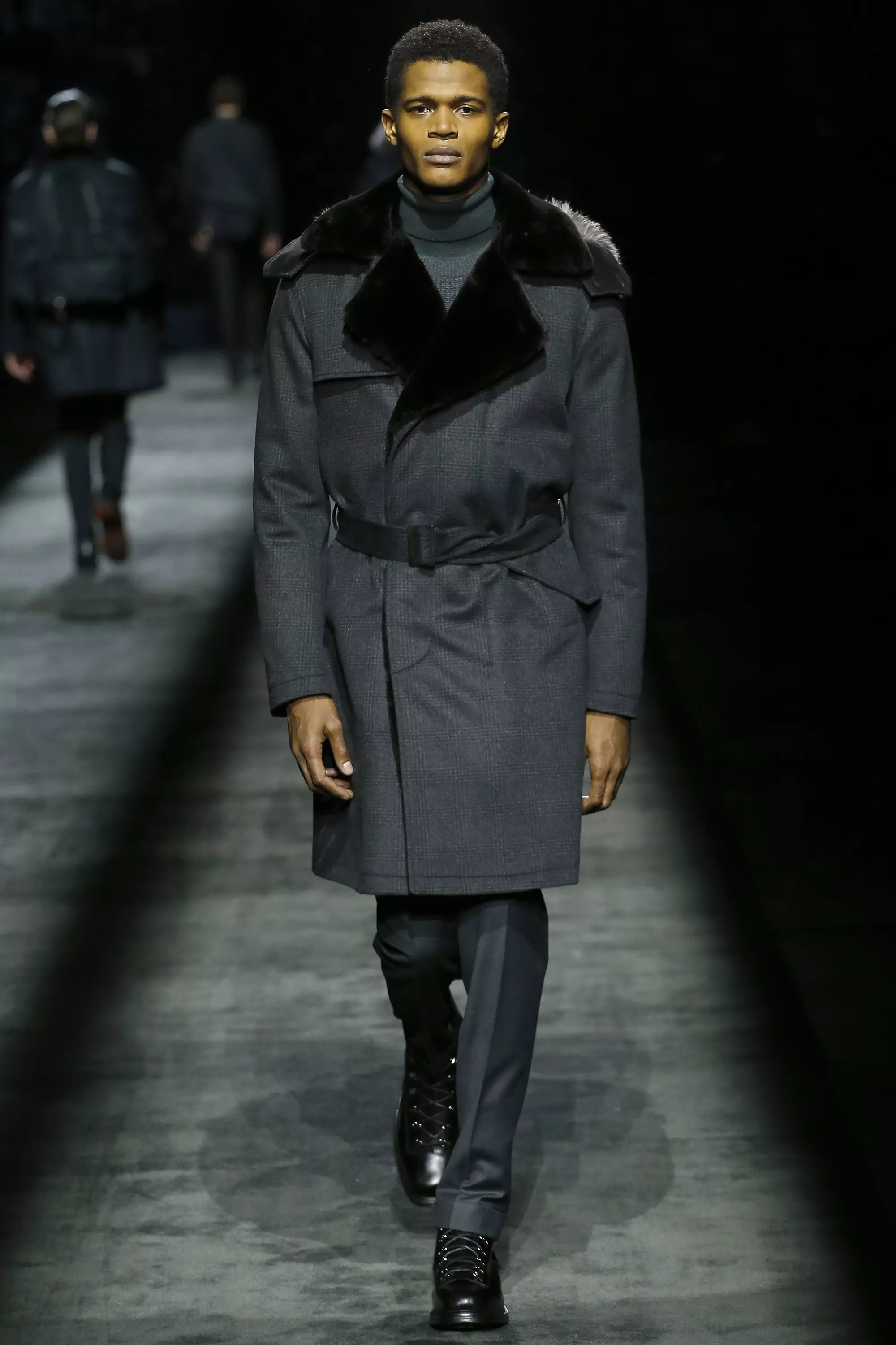 Brioni FW 16 Милан (22)