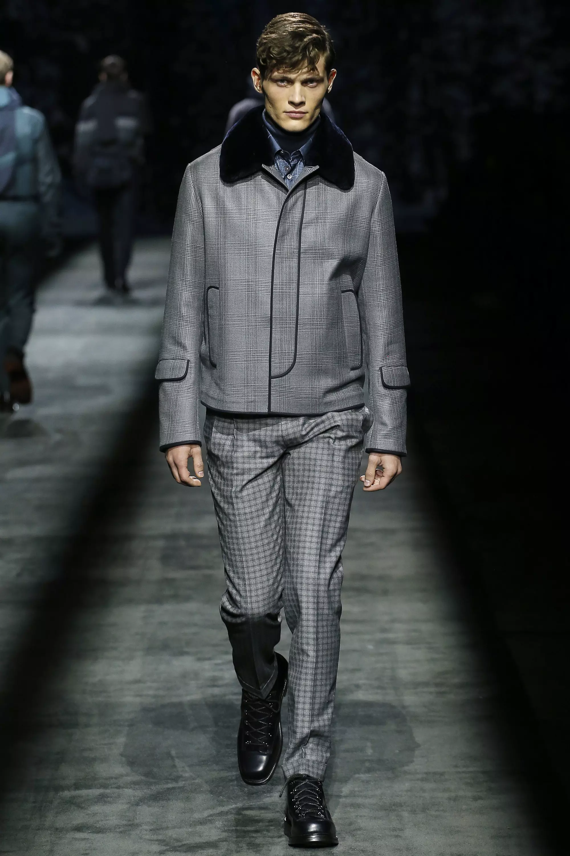 Brioni FW 16 Միլան (27)