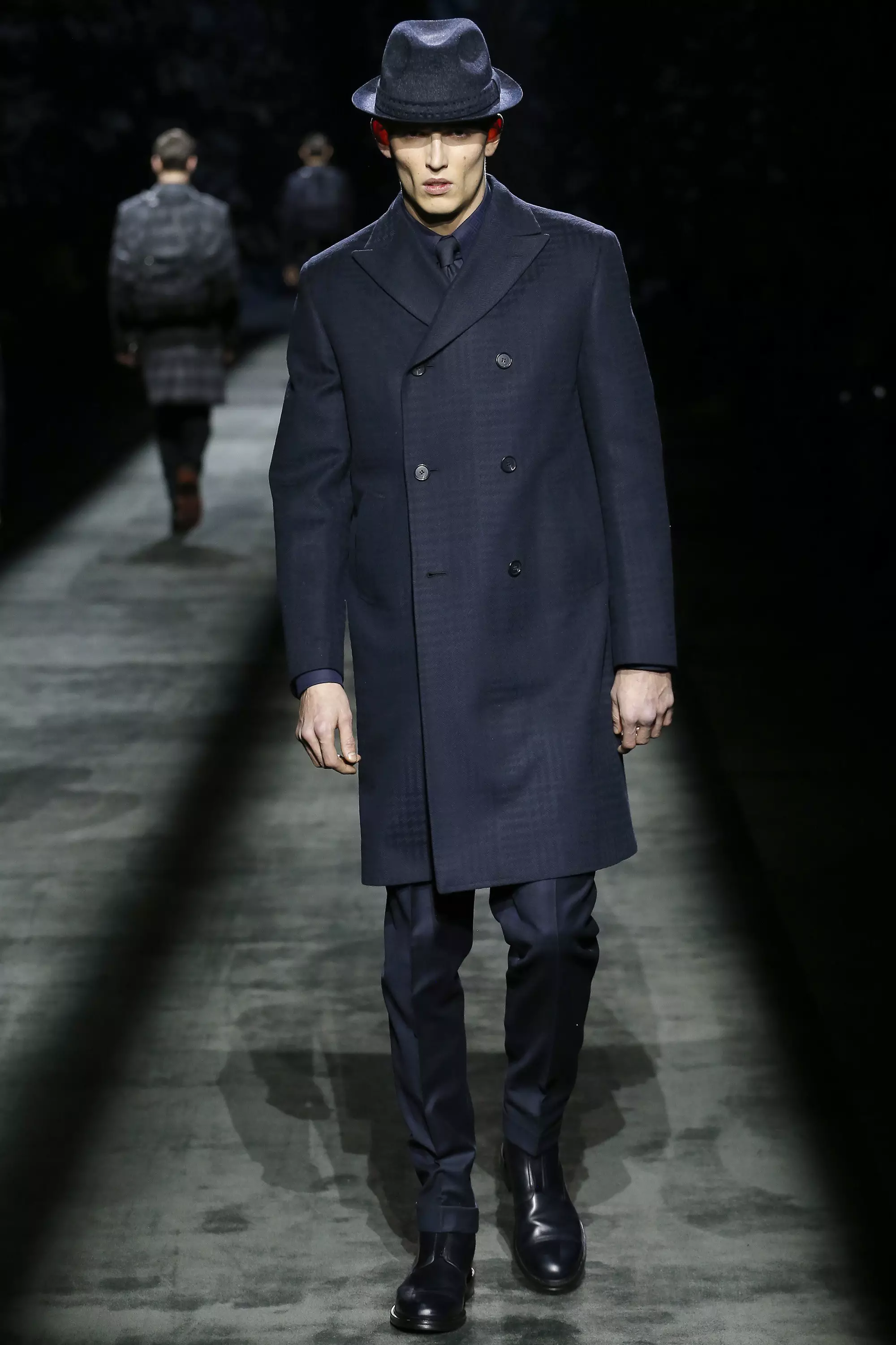 Brioni FW 16 Միլան (49)