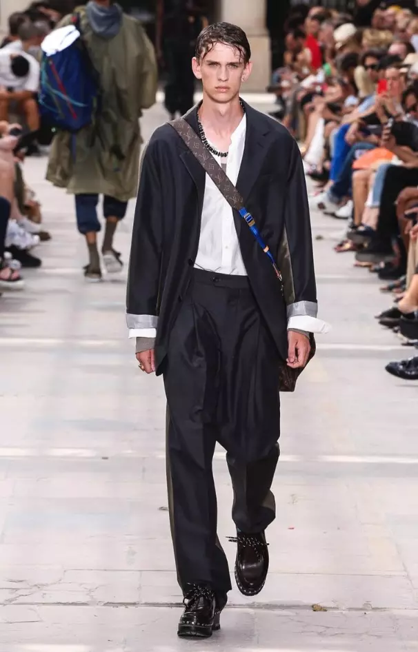 LOUIS VUITTON MENSWEAR פרילינג זומער 2018 פּאַריז23