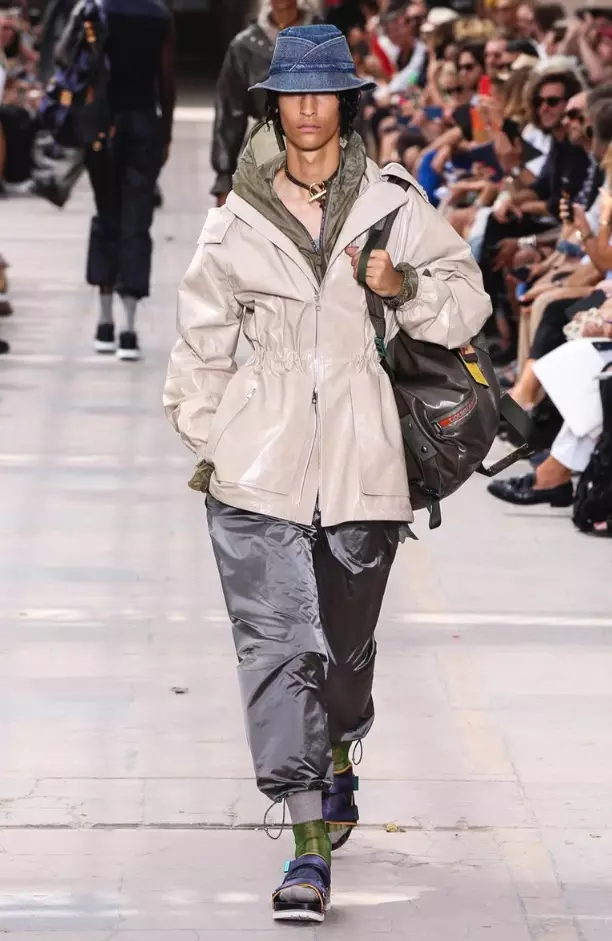 LOUIS VUITTON MENSWEAR SPRING SUMMER 2018 PARIS7