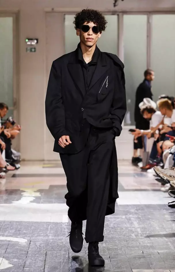 YOHJI YAMAMOTO MENSWEAR SPRING VASAR 2018 PARIS20