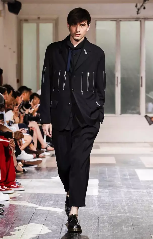 YOHJI YAMAMOTO PÁNSKE OBLEČENIE JAR LETO 2018 PARÍŽ40