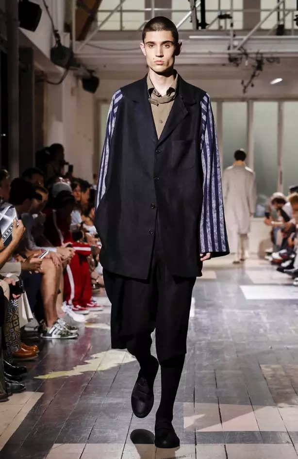 VESHJE PËR BURRA YOHJI YAMAMOTO PRANVERË VERË 2018 PARIS6