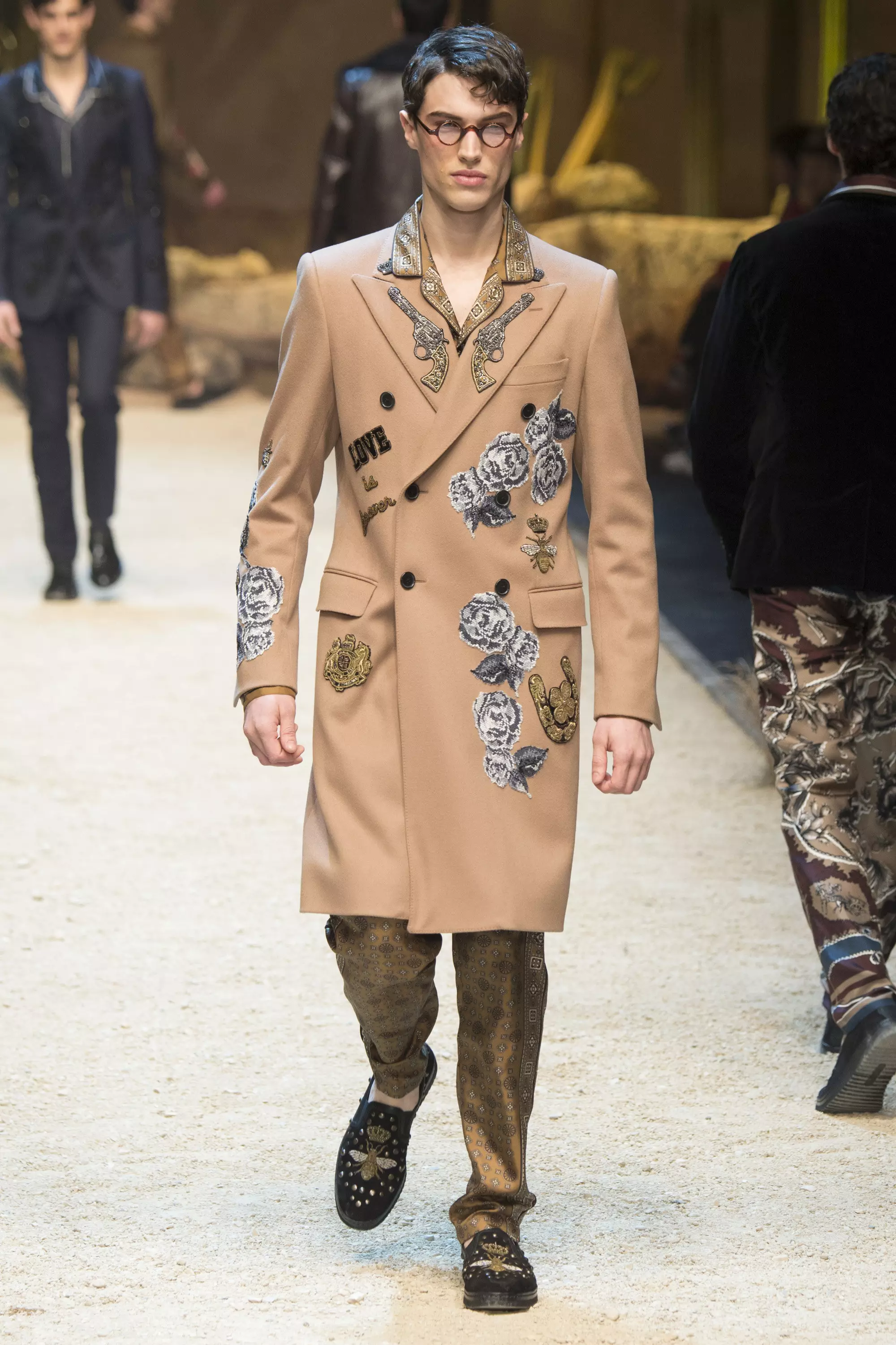 Dolce Gabbana FW 16 Milán (60)