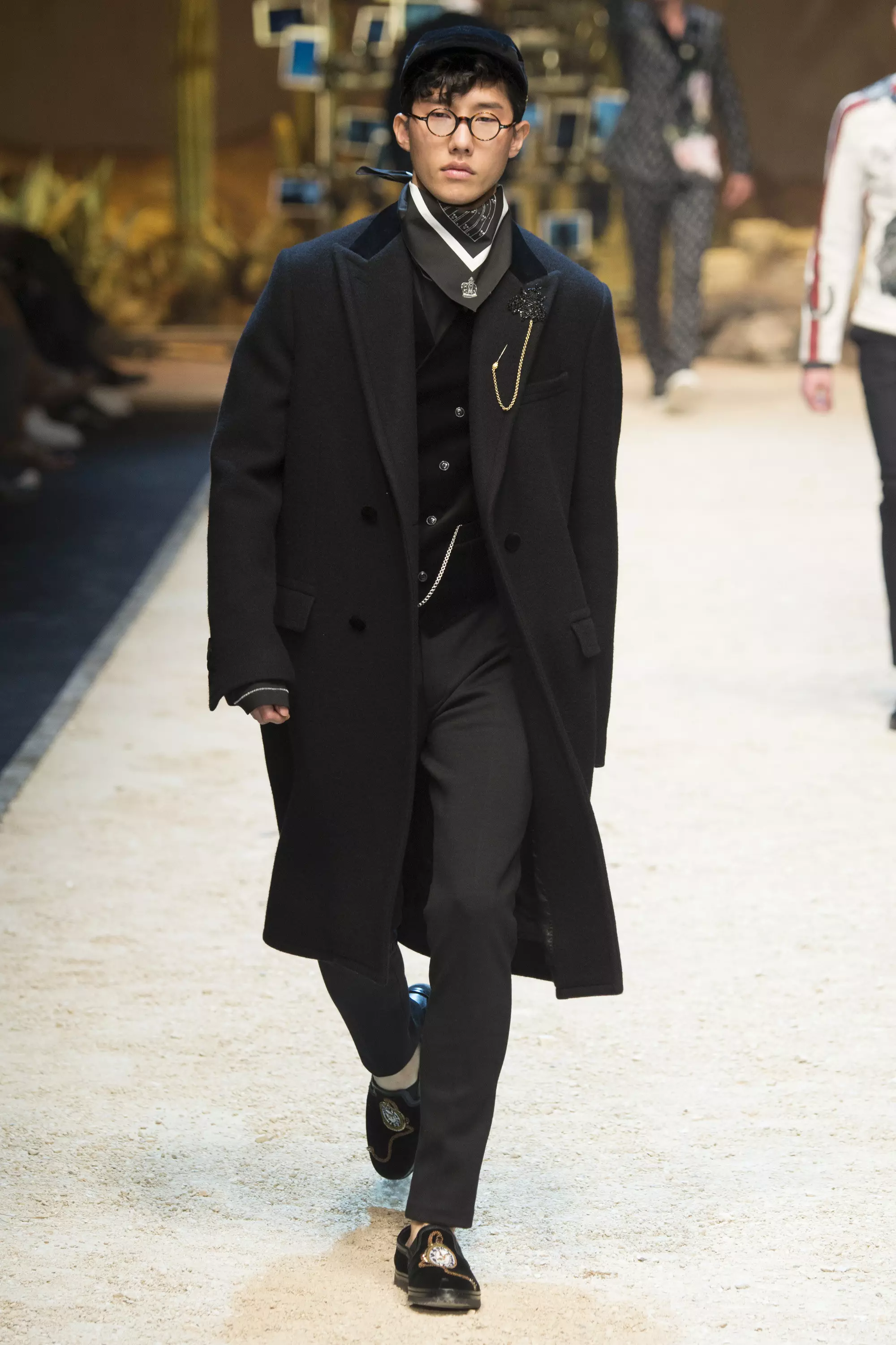 Dolce Gabbana FW 16 Milán (17)