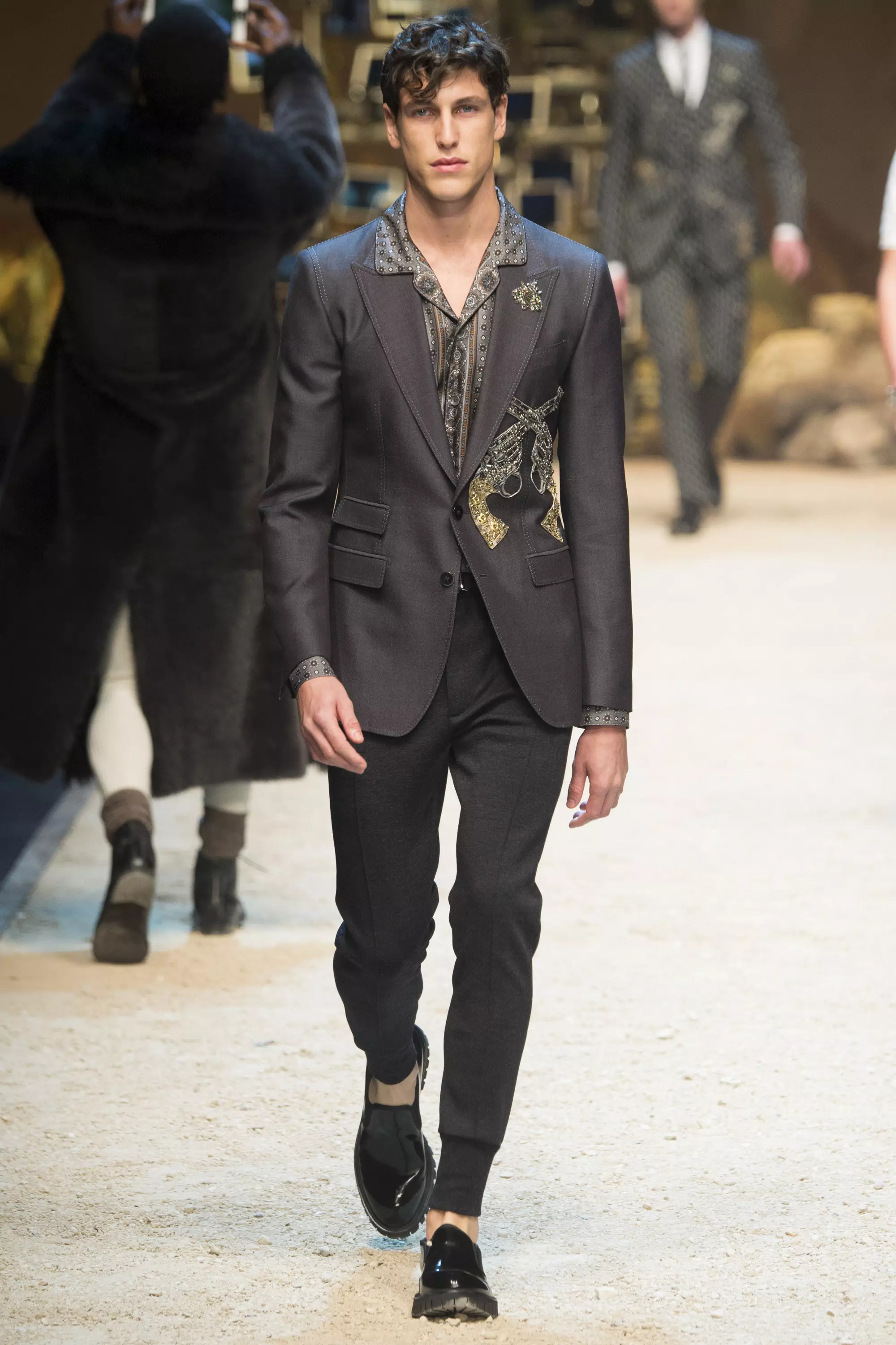 Dolce Gabbana FW 16 Milán (68)