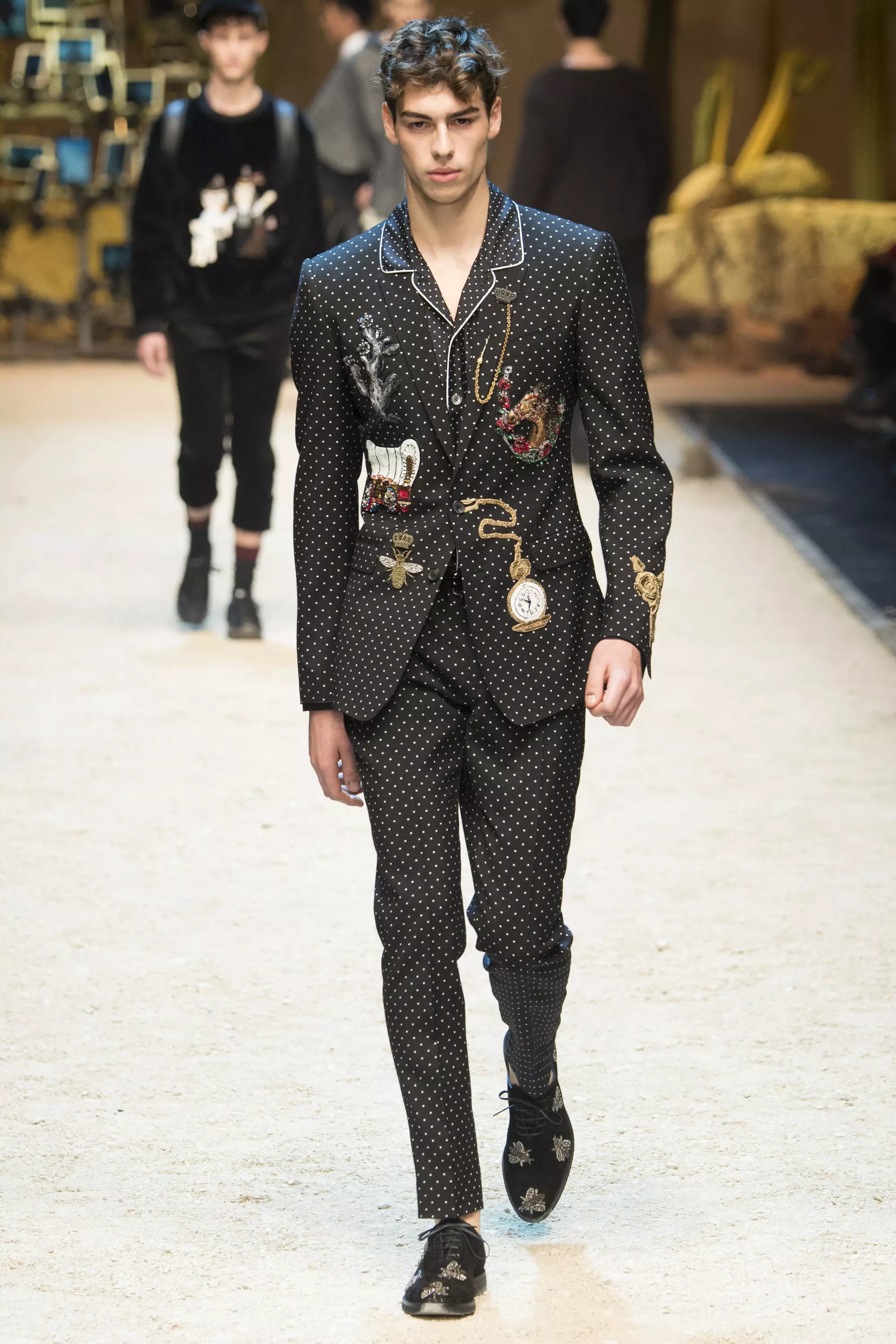 Dolce Gabbana FW 16 මිලාන් (7)