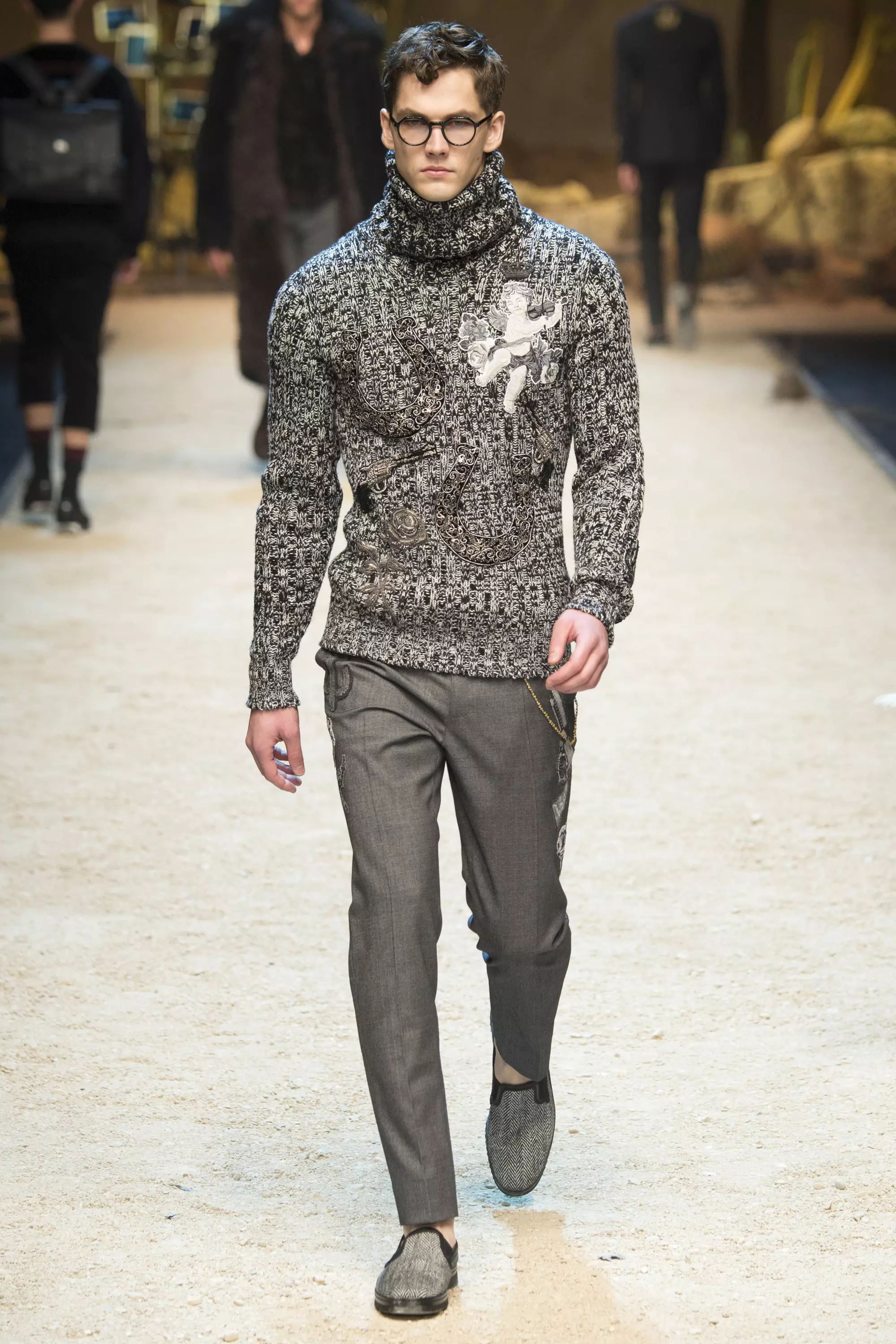 ડોલ્સે ગબ્બાના FW 16 મિલાન (10)