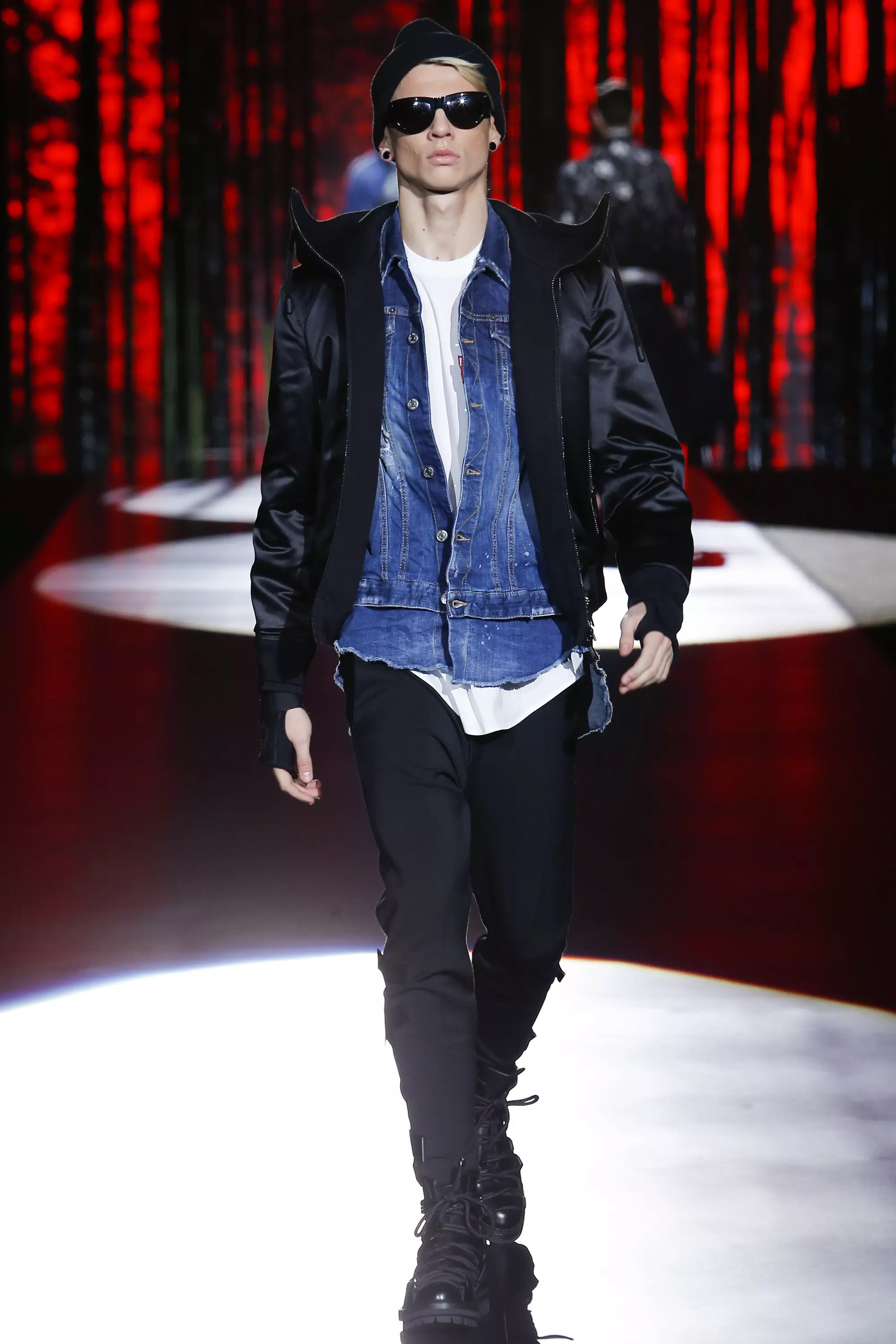 Dsquared2 FW 16ミラノ（6）