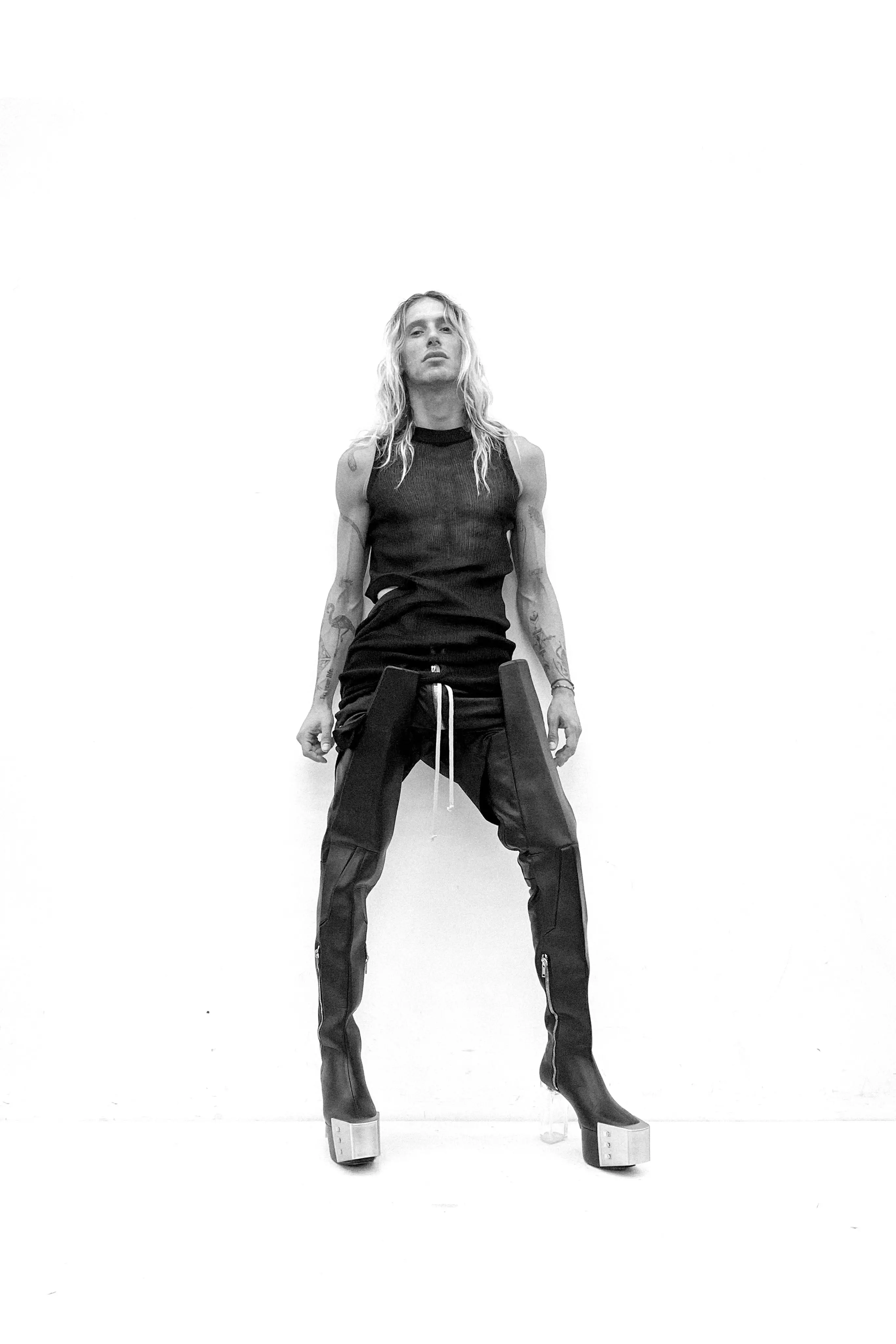 Мужчынская адзенне Rick Owens Парыж вясна/лета 2021 54405_23