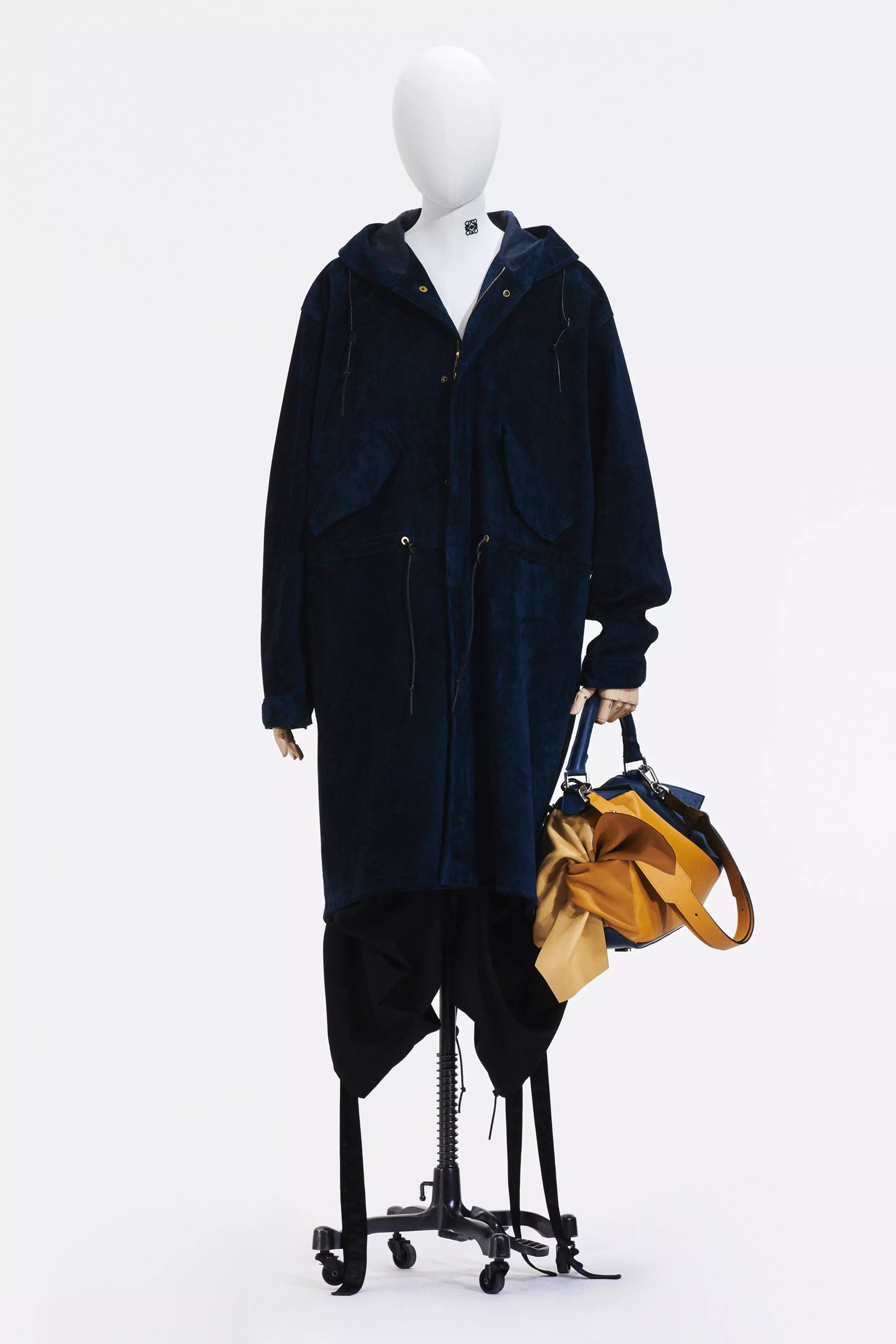 Loewe Menswear ጸደይ/በጋ 2021 ፓሪስ 54578_11